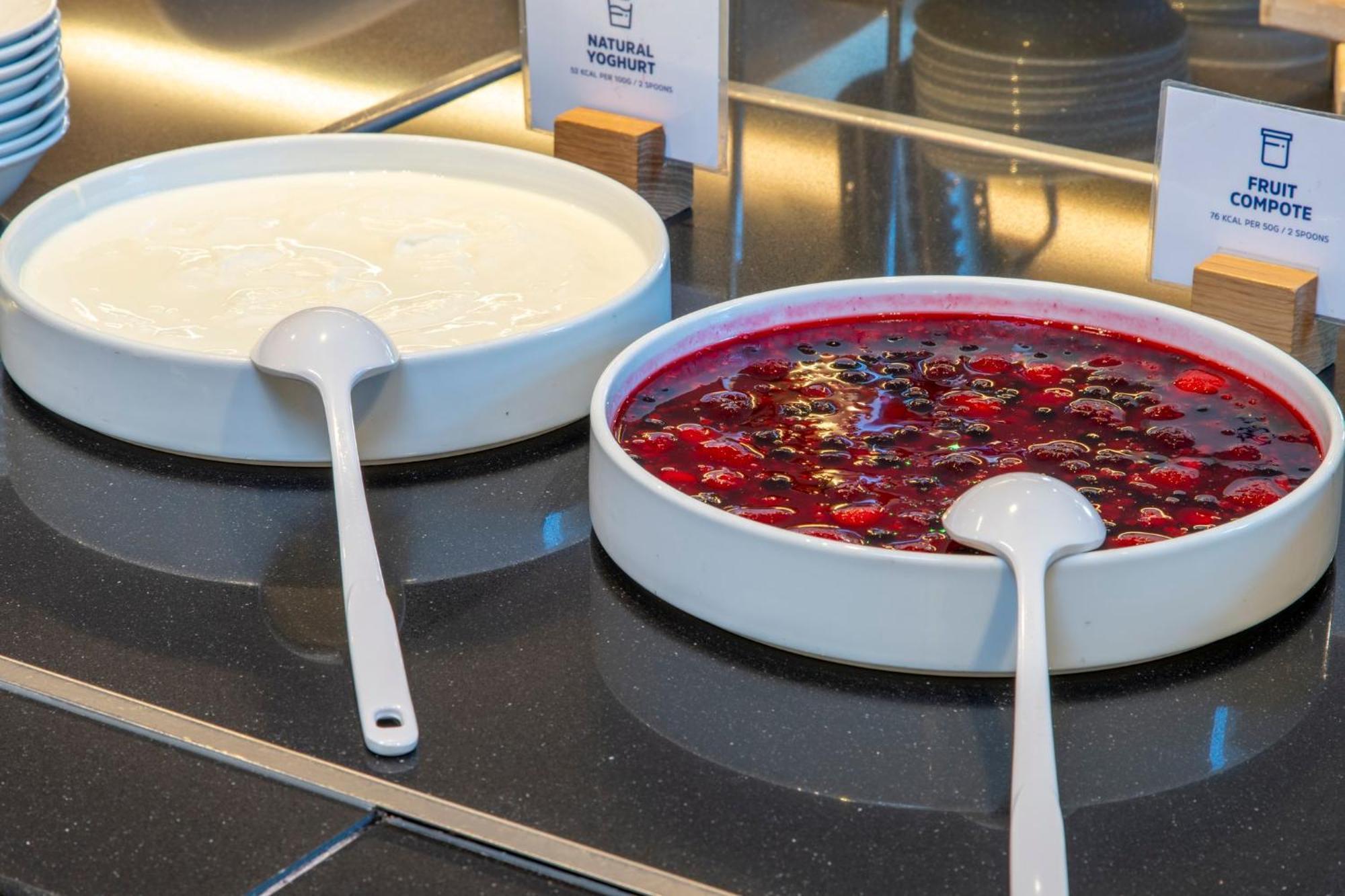 Holiday Inn Express London - Epsom Downs By Ihg Extérieur photo